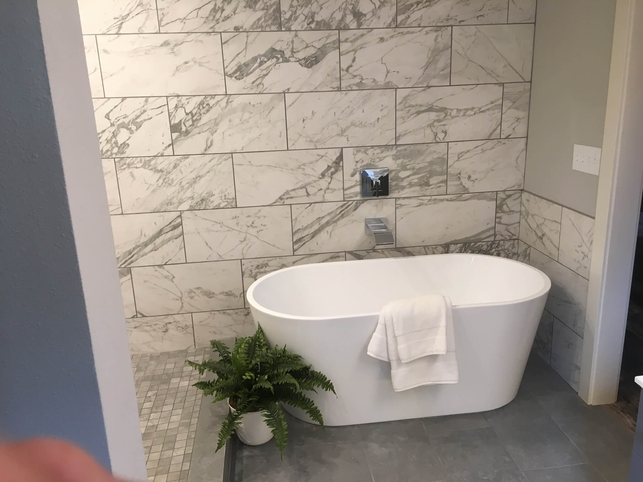 Bath Tub Marble